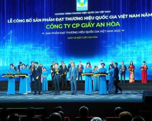 BỘ CÔNG THƯƠNG TỔ CHỨC CÔNG BỐ “SẢN PHẨM ĐẠT THƯƠNG HIỆU QUỐC GIA VIỆT NAM NĂM 2022